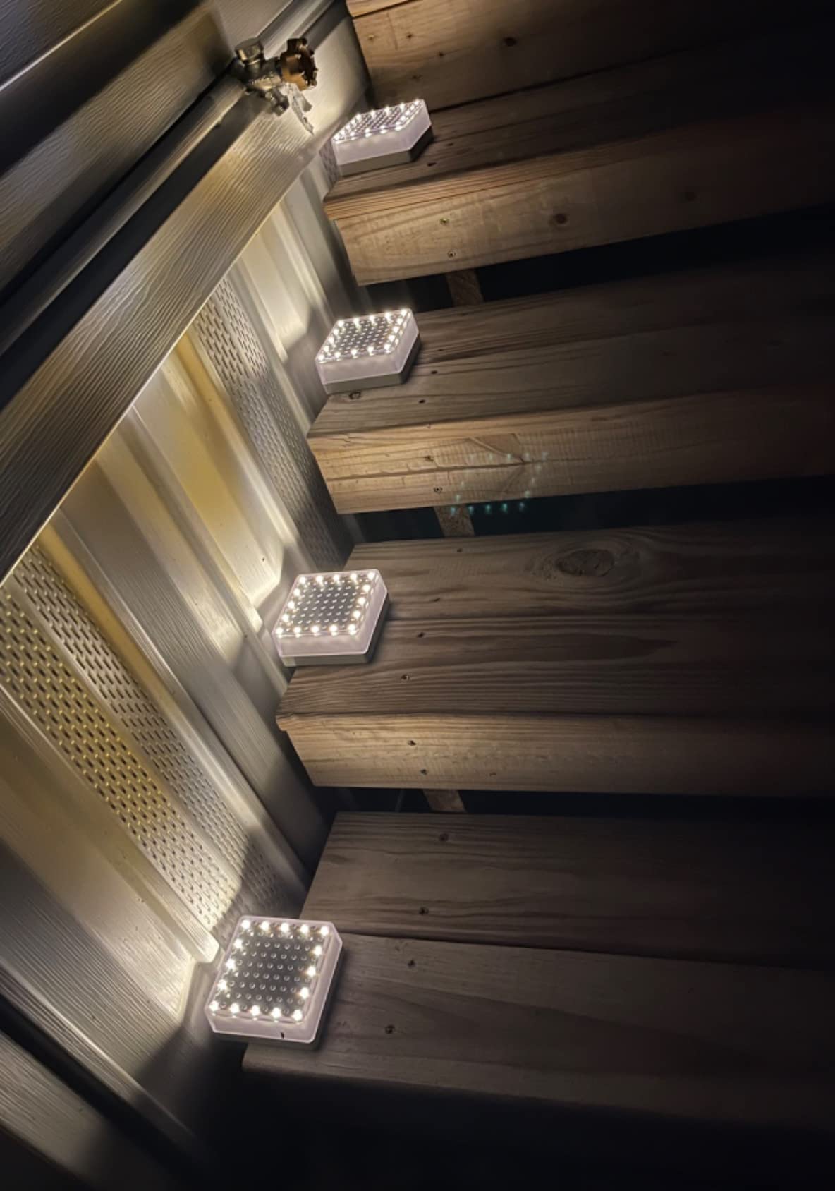 deck lights solar powered