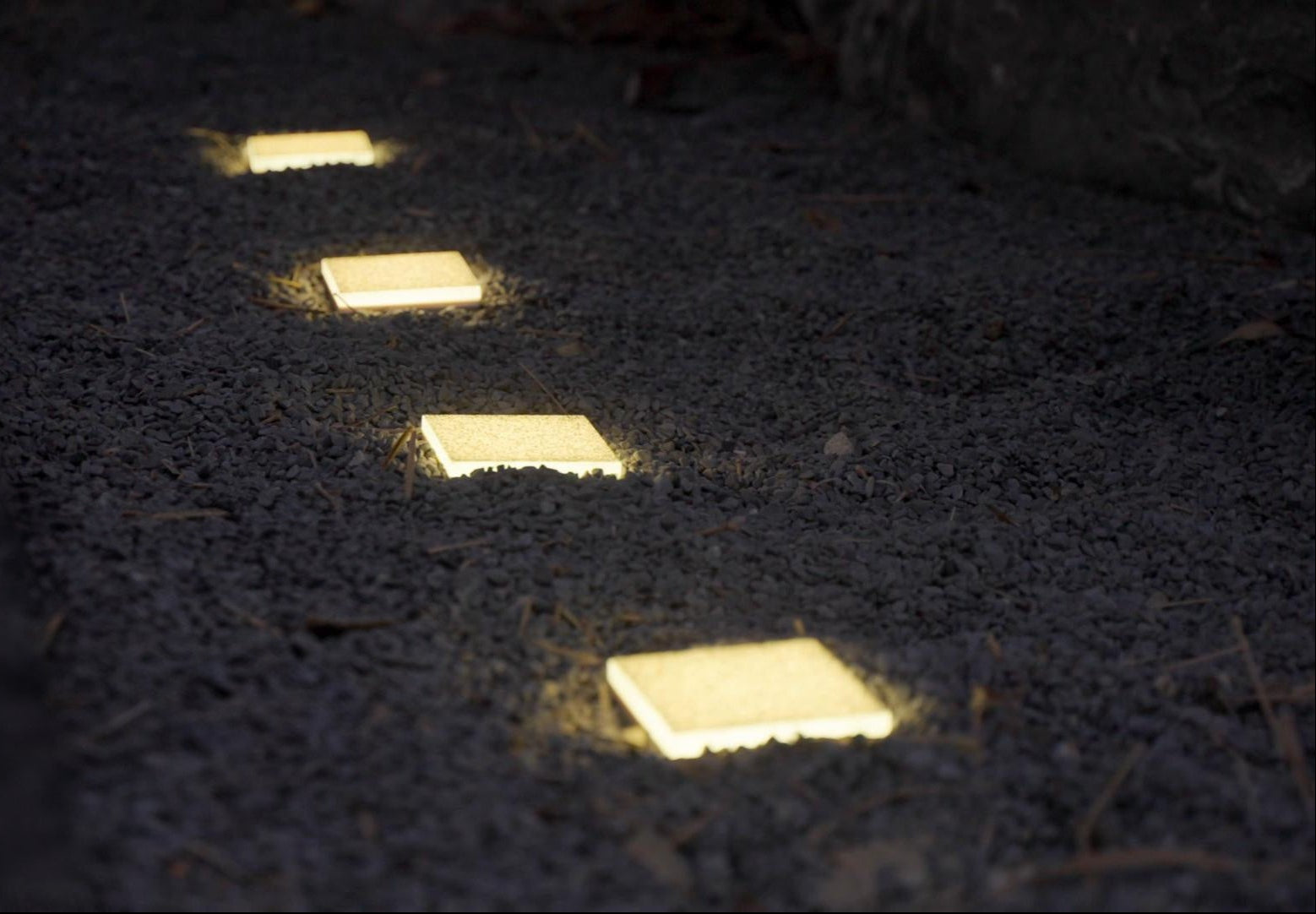 outdoor lights in ground