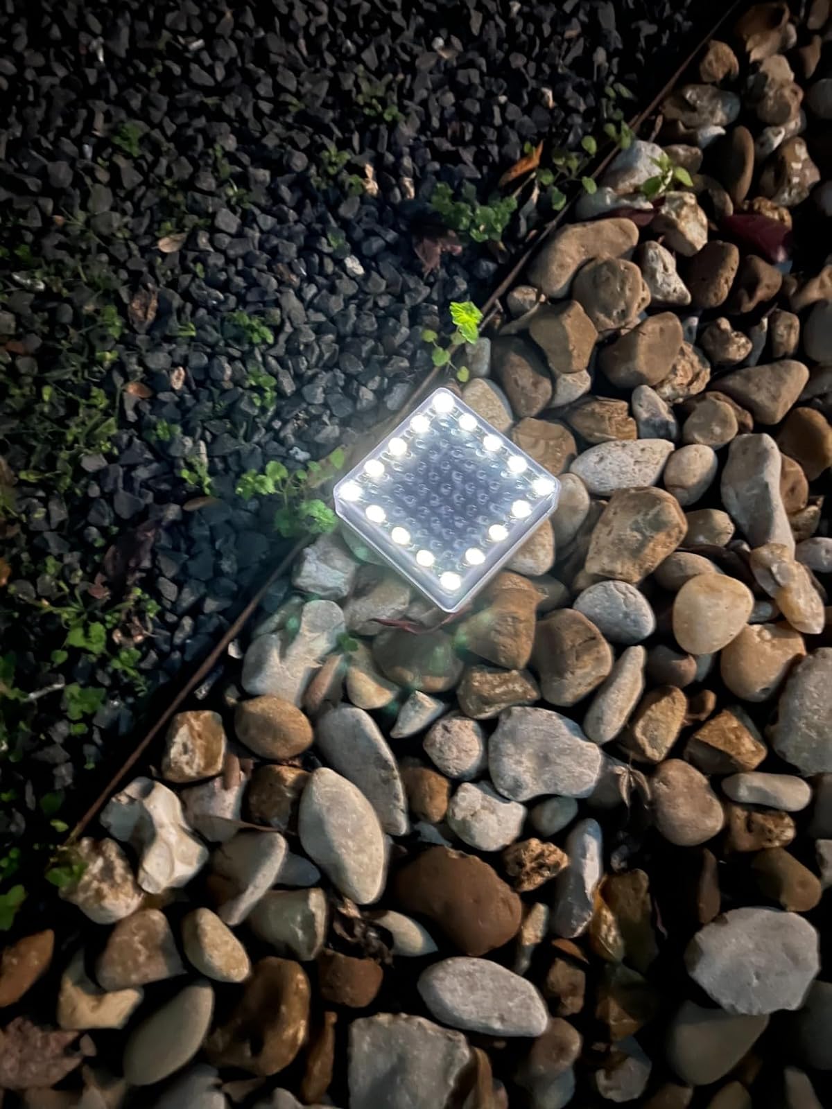 outdoor path lighting solar