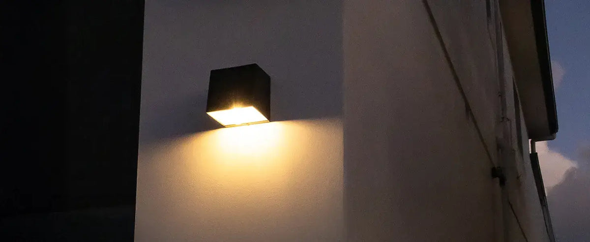solar wall lights outdoor​